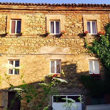 Domus Cleofe Bed & Breakfast *