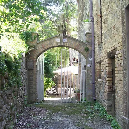 Bed & Breakfast Domus Cleofe Casale (Marche)